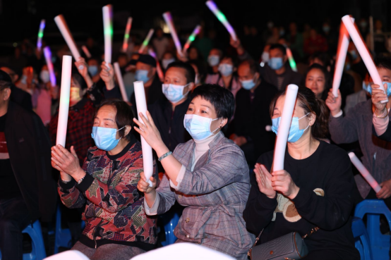 曲艺进基层 文化惠市民