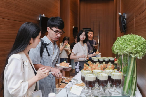 这个秋天，一起来邂逅营养健康的美国开心果
